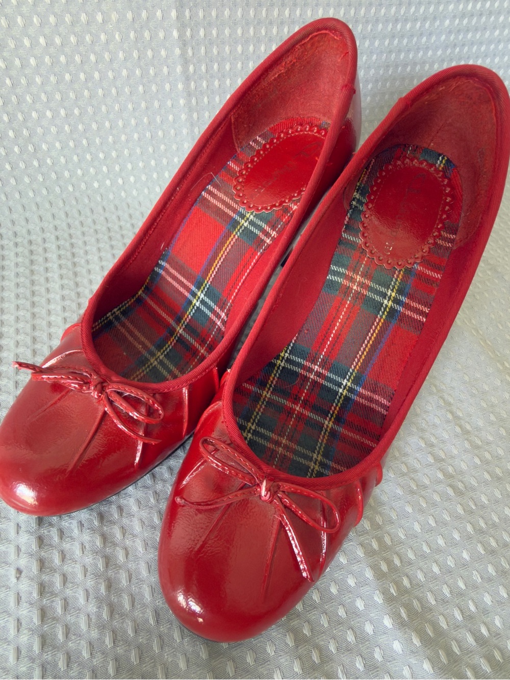 CL By Laundry Red Pumps Heels Bow Kitten Plaid Lining Women’s Size 10M Classy - Picture 8 of 11